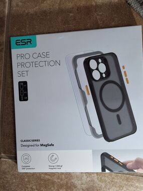 ESR Pro Case Protection Set for MagSafe - Black